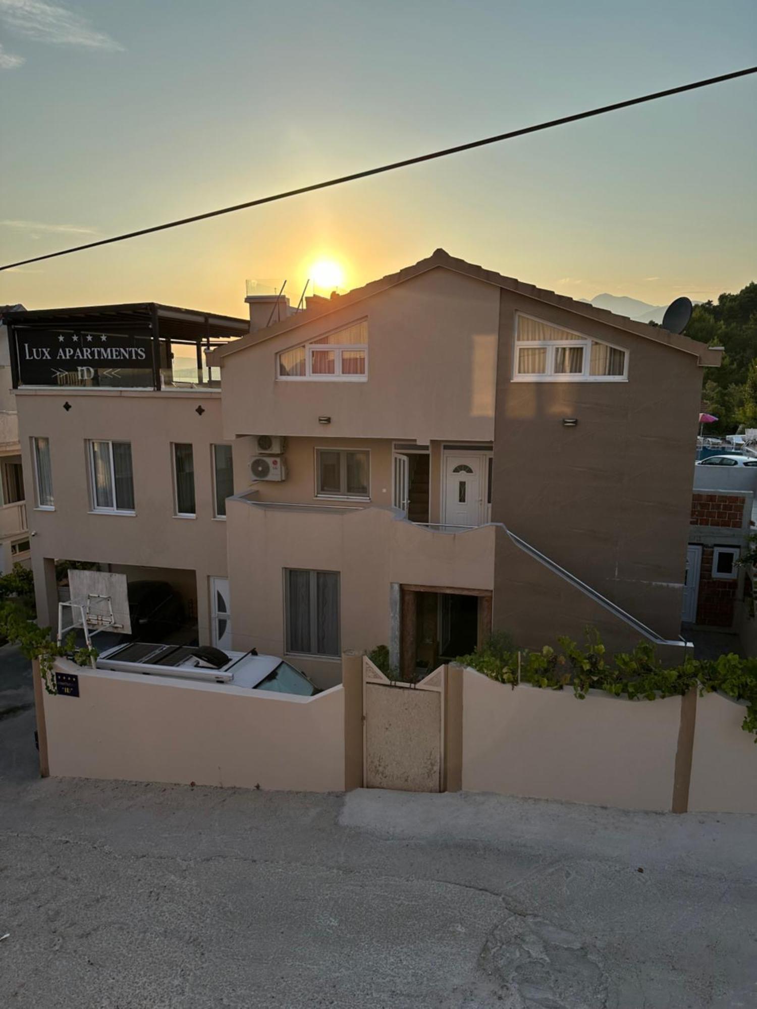 Id Apartments Tivat Exterior foto