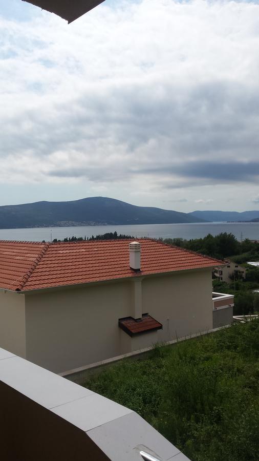 Id Apartments Tivat Exterior foto